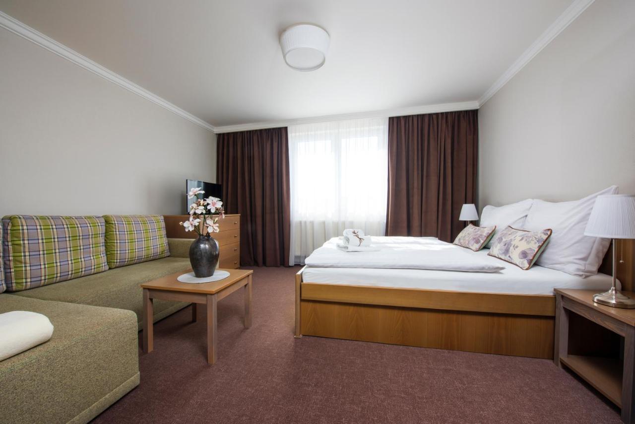 Wellness Penzion Vila Mery Poprad Buitenkant foto